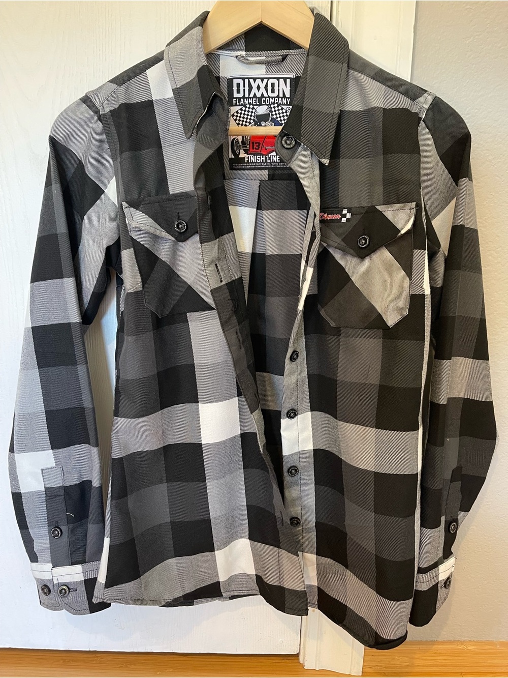 Dixxon plaid flannel small like new